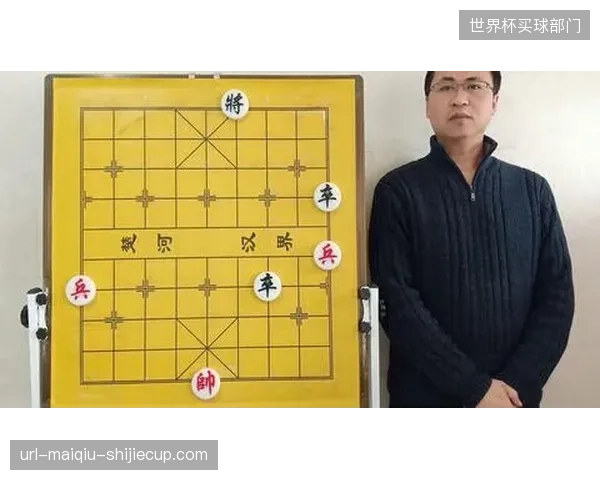 皮内达或成阿吉雷战术棋盘的关键活棋，其位置灵活性为临场变阵提供多种可能。